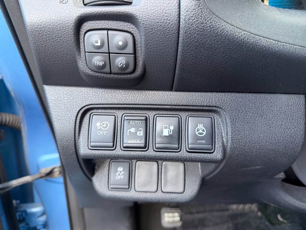 Used 2013 Nissan Leaf SL FWD image 19