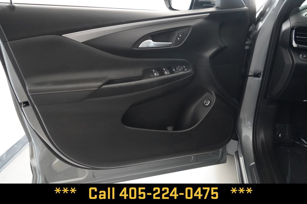 Used 2025 Buick Envista Avenir FWD image 15