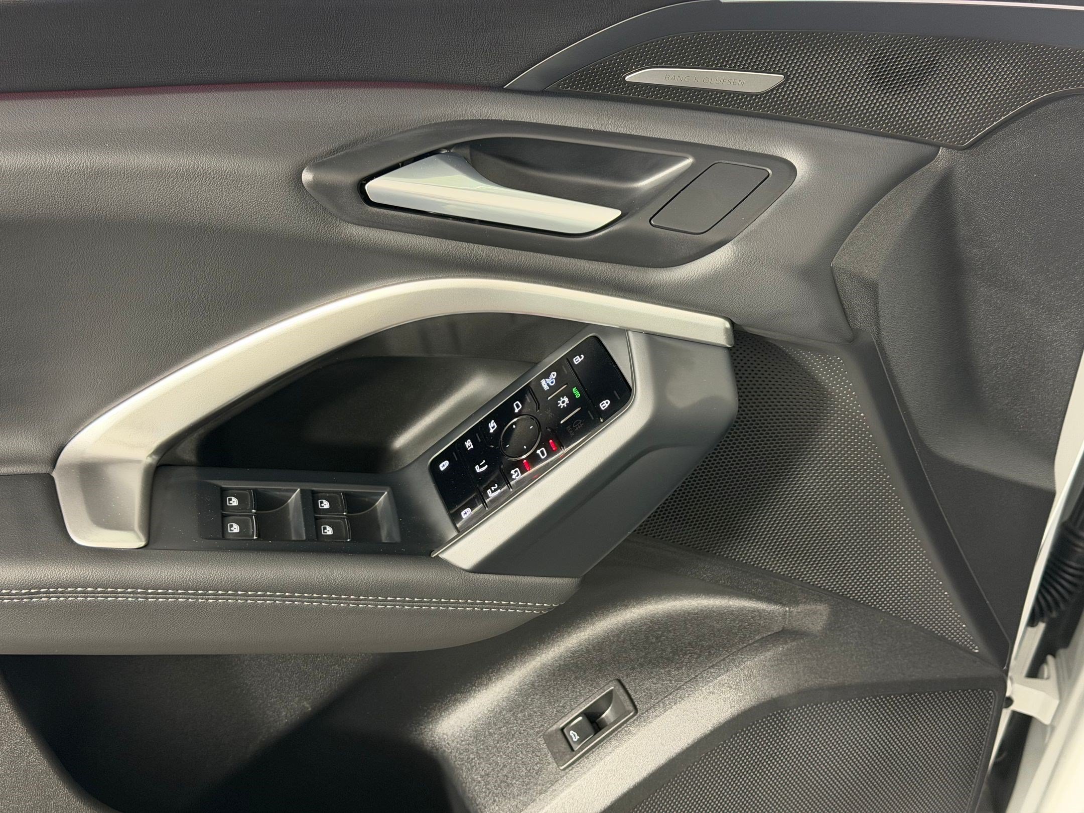 New 2026 Audi Q5 Premium AWD/4WD image 13