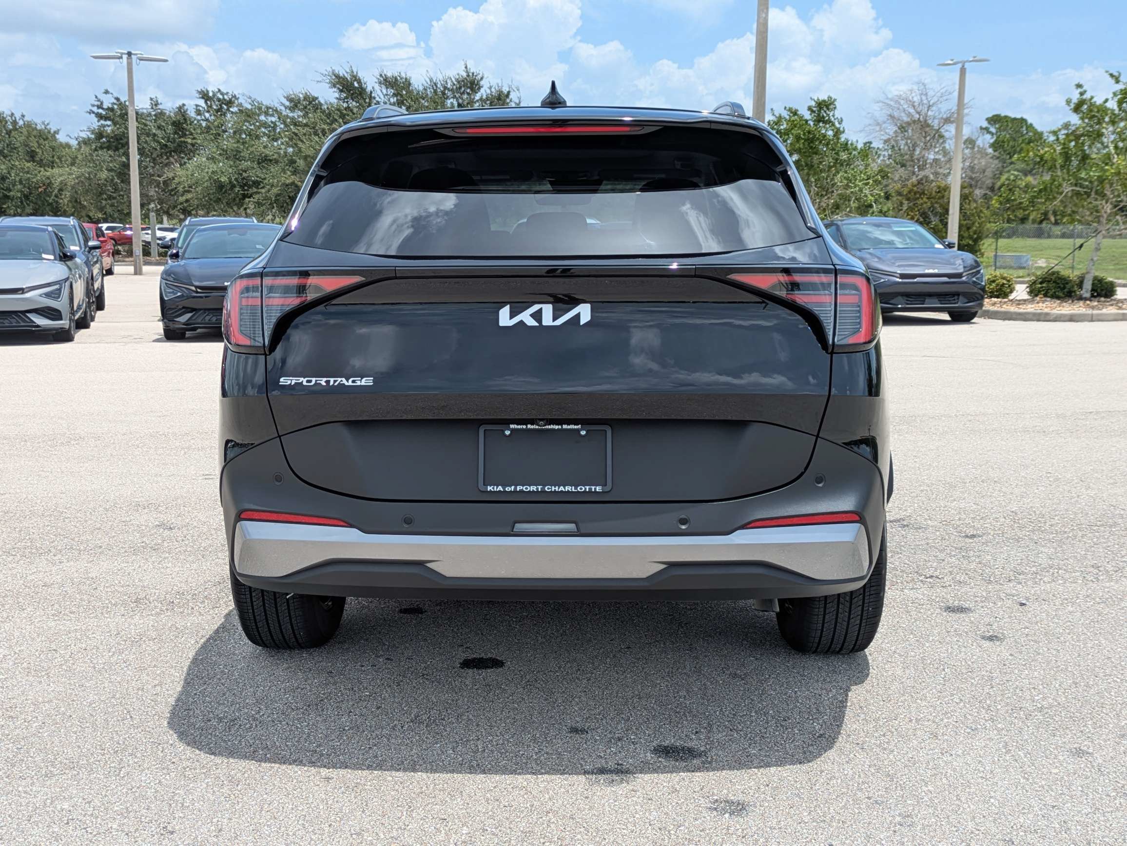 Certified 2026 Kia Sportage EX w/ EX Panorama Roof Package FWD image 6