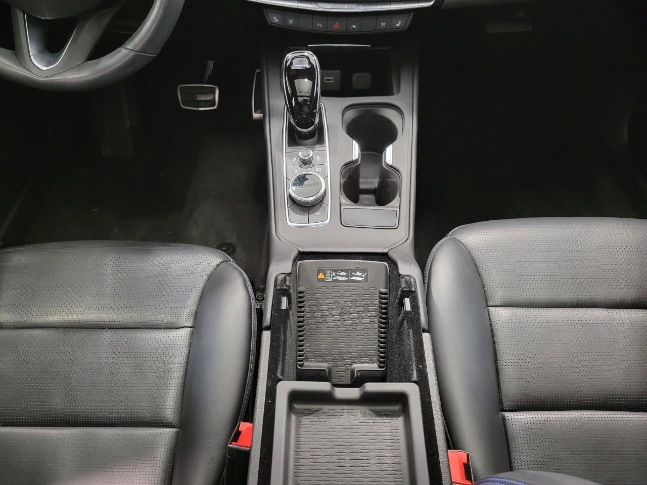 Certified 2024 Cadillac XT4 Sport image 17