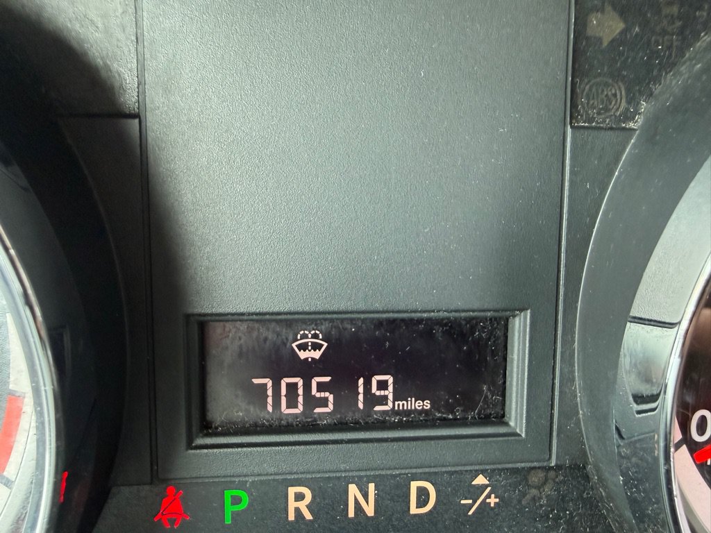 Used 2018 Dodge Grand Caravan SE FWD image 12