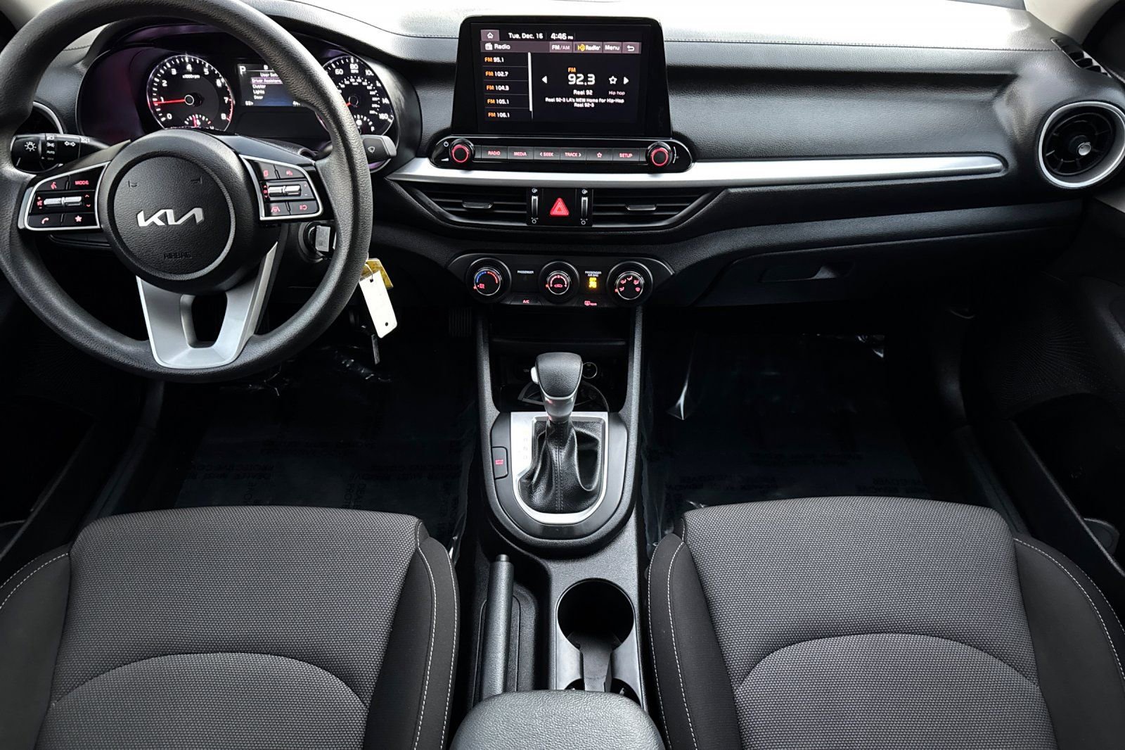 Used 2023 Kia Forte LXS w/ LXS Technology Package image 12