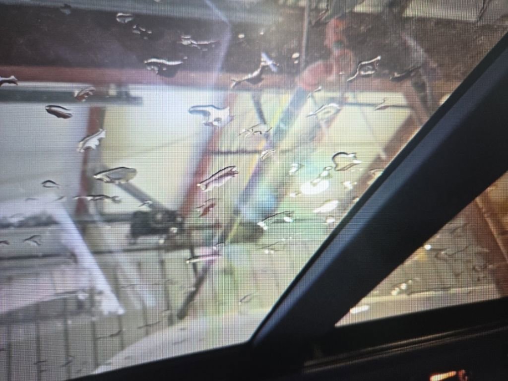 Used 2015 Jeep Grand Cherokee Limited w/ Luxury Group II image 9