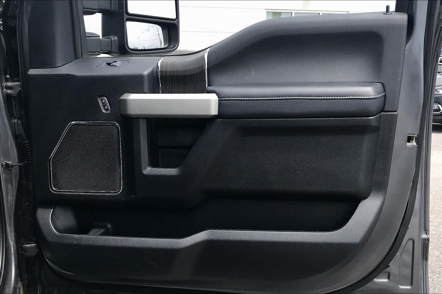 Used 2021 Ford F250 Lariat AWD/4WD image 22