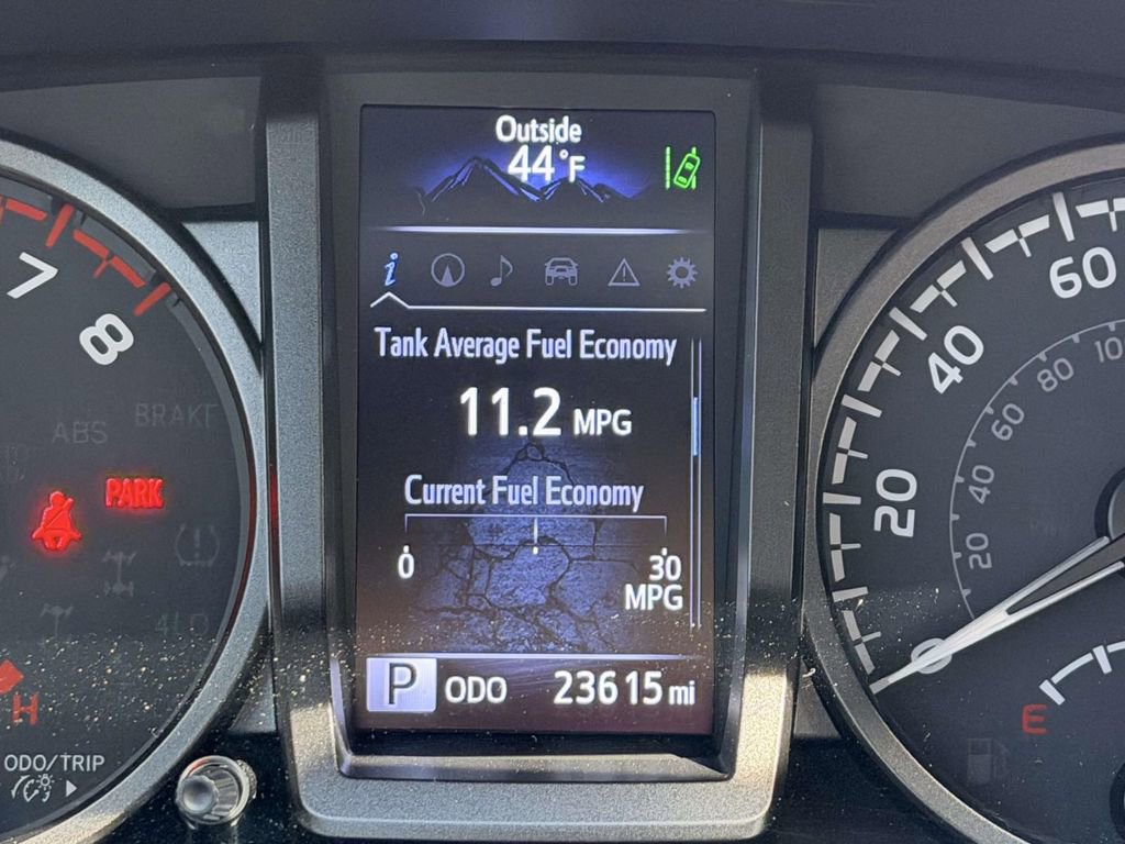 Used 2023 Toyota Tacoma TRD Off-Road w/ Advanced Technology Package image 10