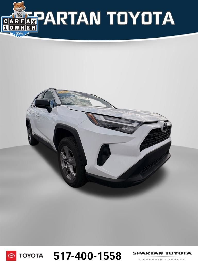 Used 2025 Toyota RAV4 LE image 10