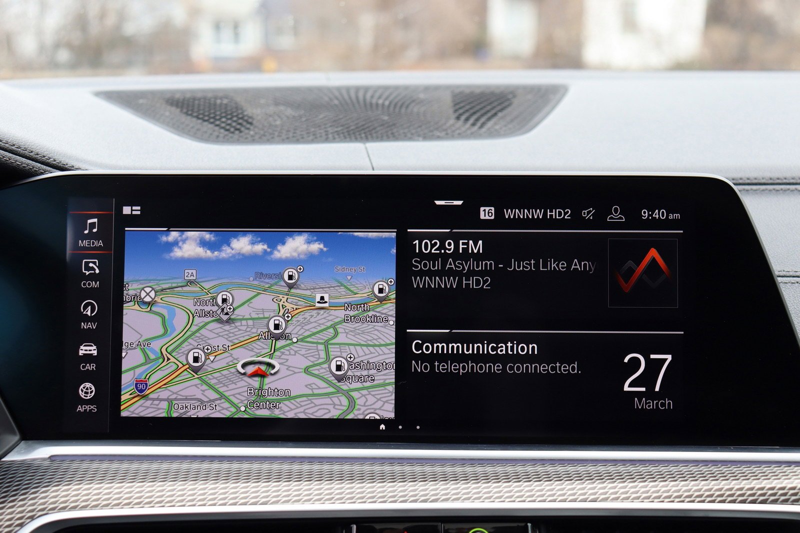 Used 2020 BMW X5 M50i w/ Premium Package image 32