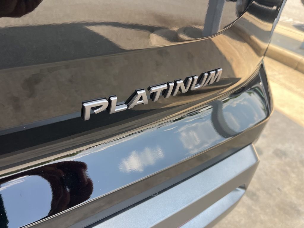 New 2026 Nissan Pathfinder Platinum w/ Cargo Package FWD image 28