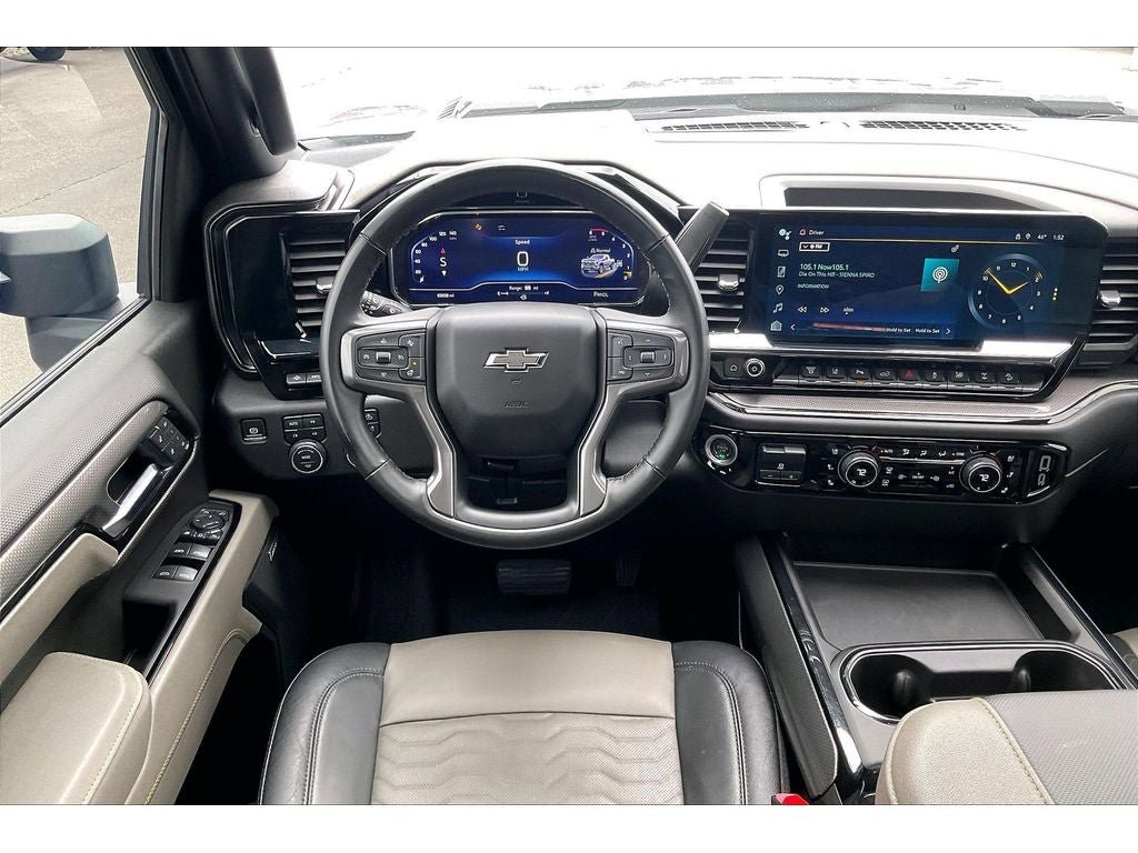 Used 2025 Chevrolet Silverado 2500 ZR2 w/ Technology Package AWD/4WD image 6