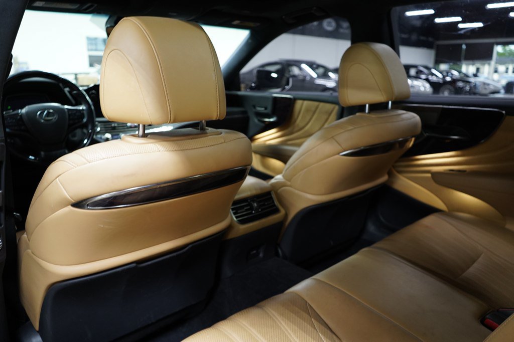 Used 2022 Lexus LS 500 w/ Interior Upgrade Package RWD image 20