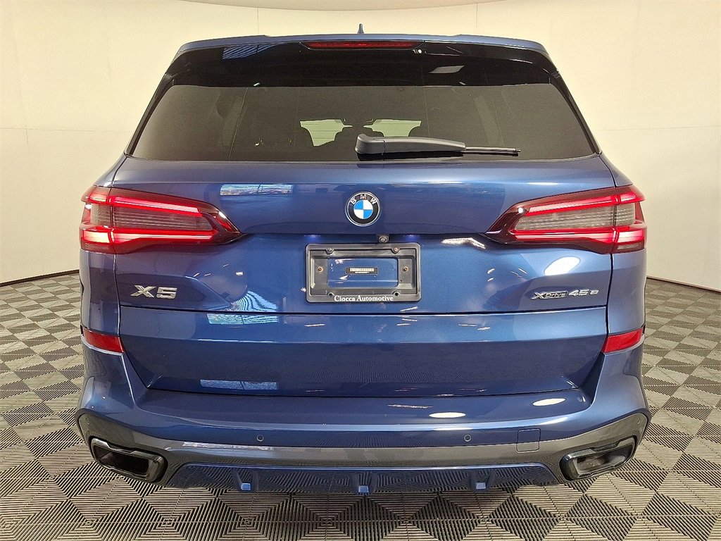 Used 2021 BMW X5 xDrive45e w/ M Sport Package image 9