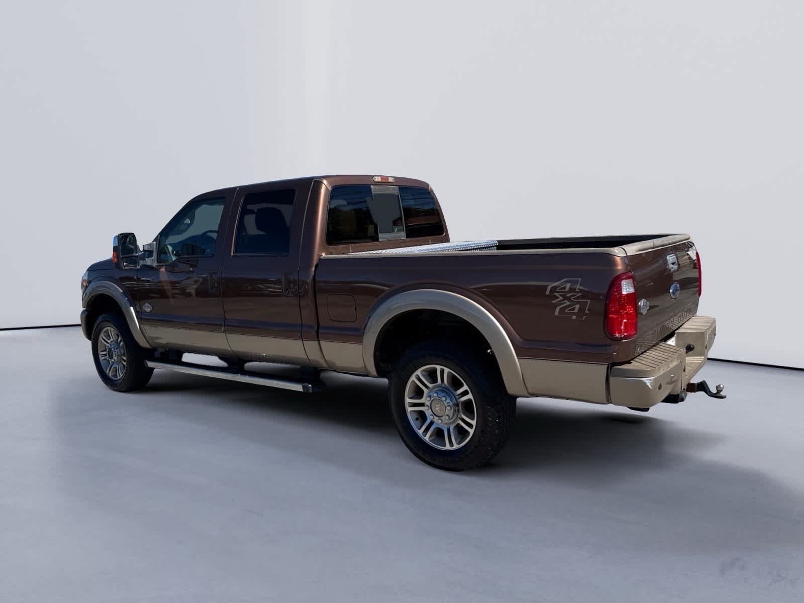 Used 2011 Ford F250 King Ranch w/ King Ranch w/Chrome Pkg AWD/4WD image 3