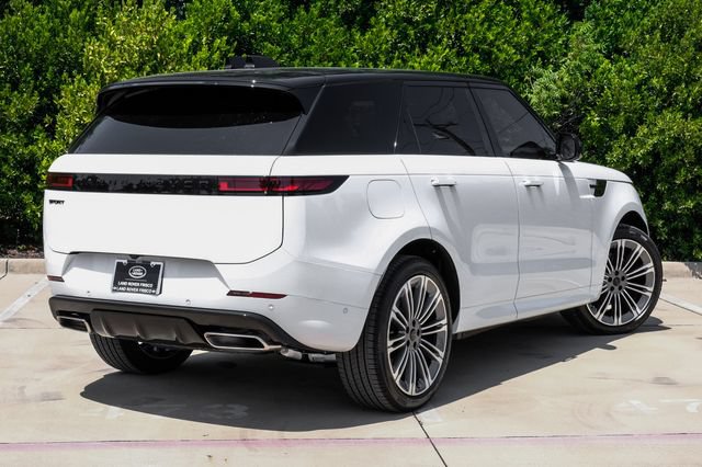 New 2026 Land Rover Range Rover Sport Dynamic SE AWD/4WD image 11