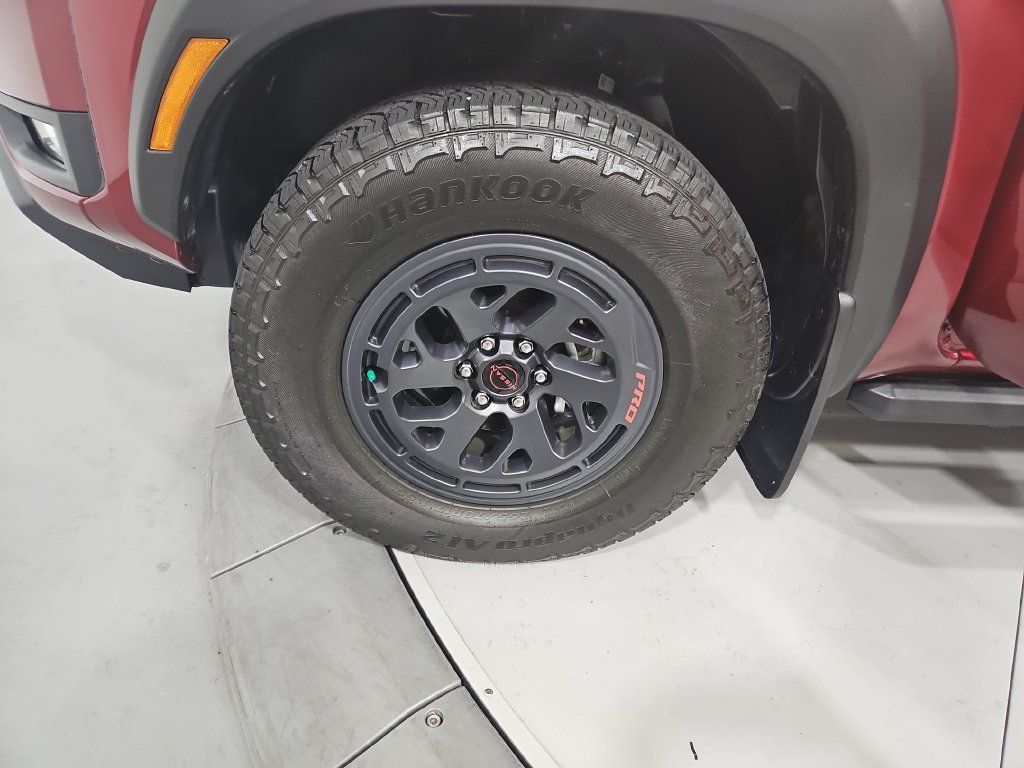 Certified 2025 Nissan Frontier PRO-4X w/ Pro Convenience Package AWD/4WD image 27