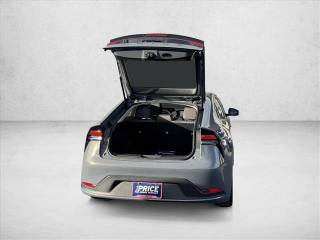 Used 2024 Toyota Prius LE image 8
