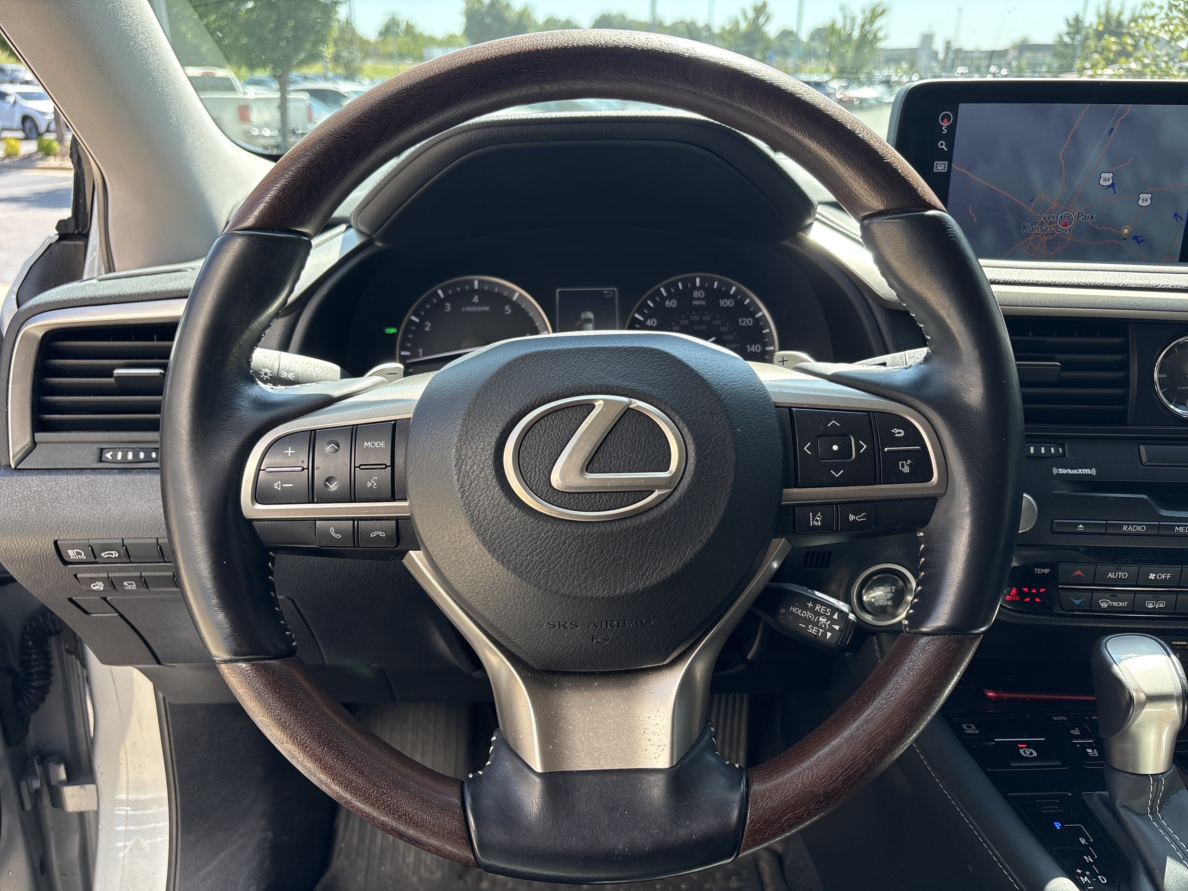 Used 2022 Lexus RX 350L Premium w/ Premium Package AWD/4WD image 18