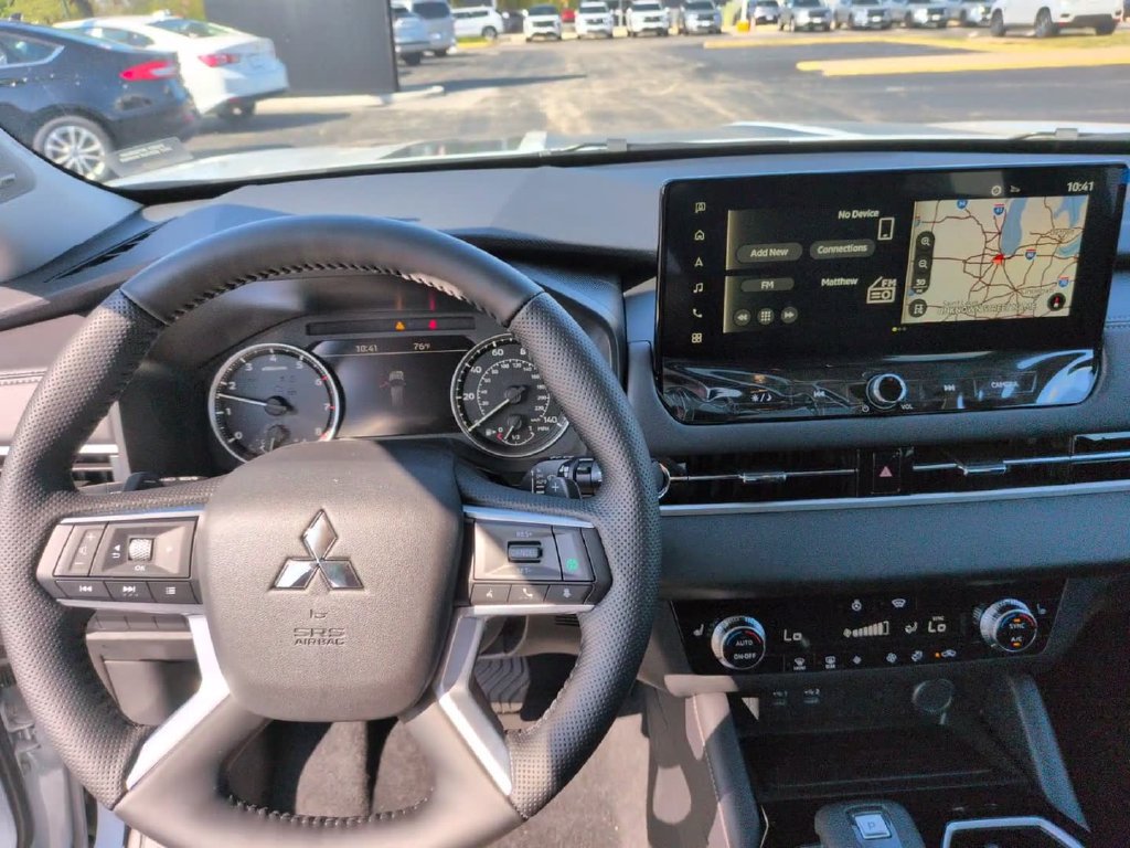 New 2026 Mitsubishi Outlander AWD image 27