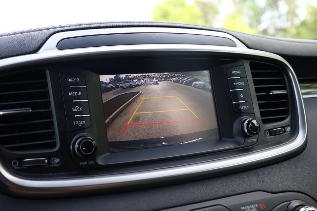 Used 2019 Kia Sorento L FWD image 14