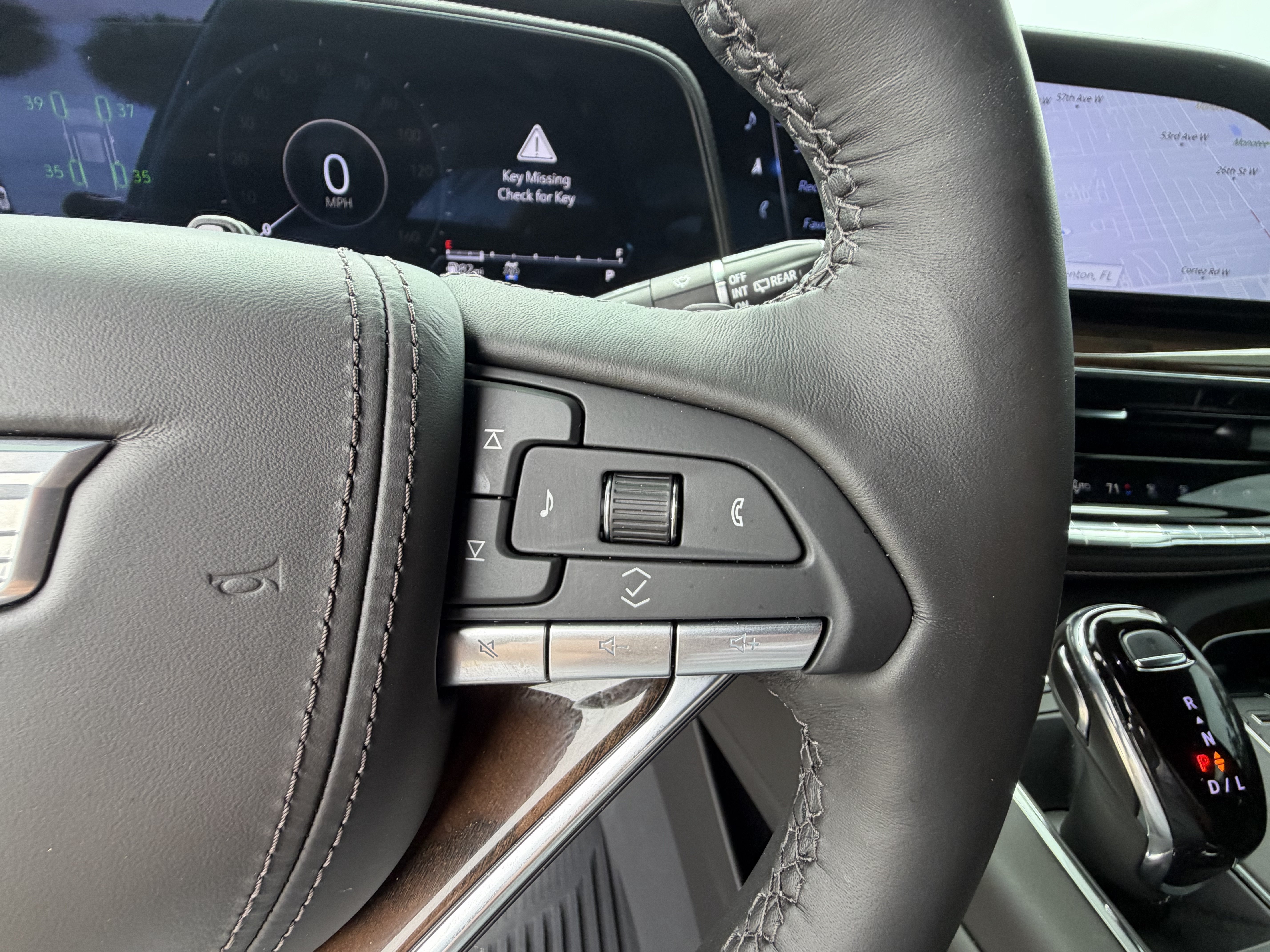 Certified 2024 Cadillac Escalade Sport Platinum w/ LPO, ONYX Package AWD/4WD image 30