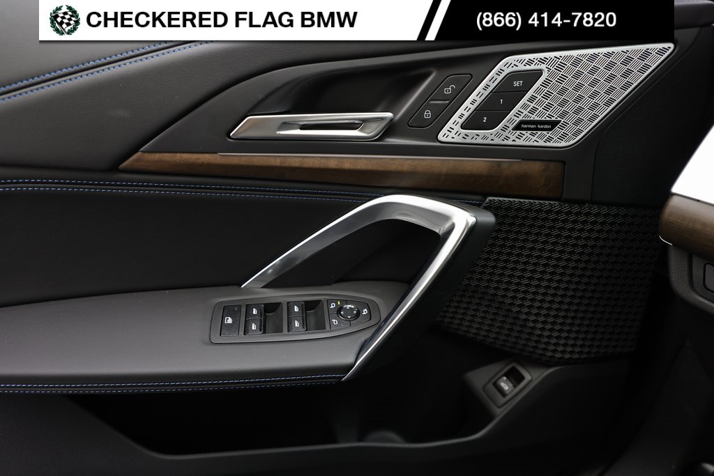 Used 2025 BMW X1 xDrive28i w/ Technology Package image 15