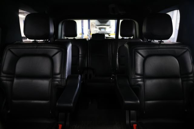 Used 2020 Lincoln Navigator Reserve w/ Equipment Group 208A Reserve AWD/4WD image 35
