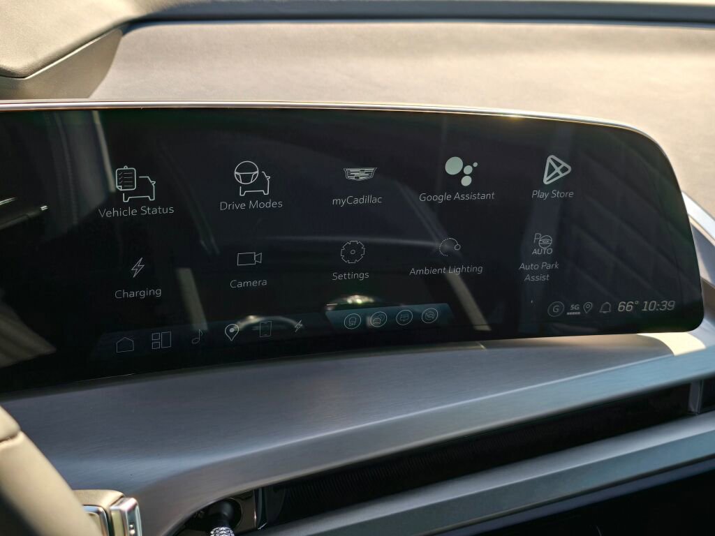 New 2026 Cadillac Vistiq Premium Luxury image 25