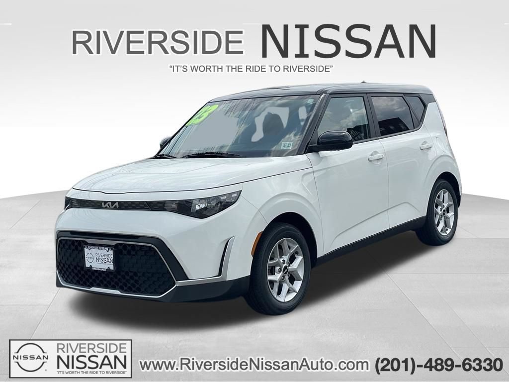 Used 2023 Kia Soul S