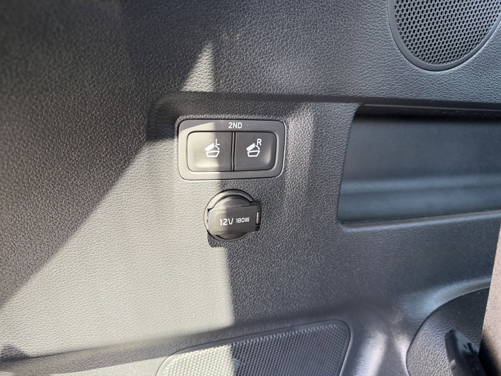 Used 2024 Kia Telluride SX Prestige AWD/4WD image 9