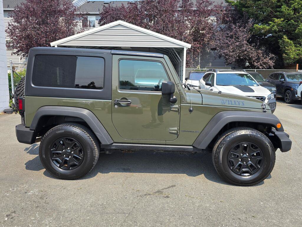 Used 2015 Jeep Wrangler Sport AWD/4WD image 2