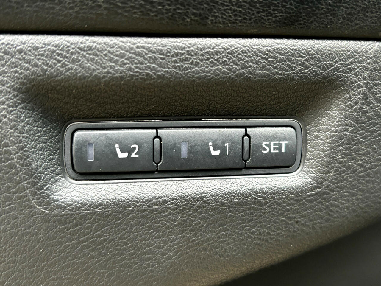 Used 2015 Nissan Murano Platinum w/ Platinum Technology Package image 41