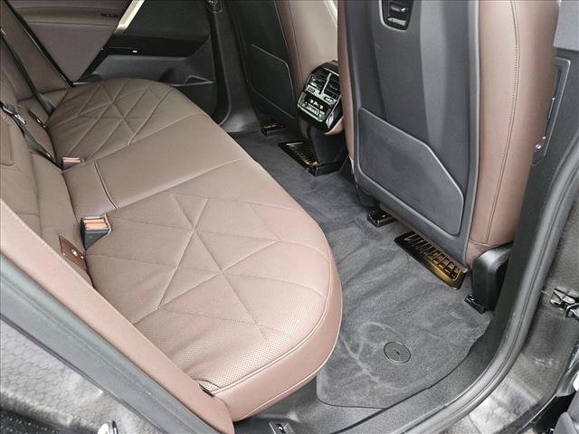 Certified 2025 BMW iX xDrive50 w/ Sport Package image 18