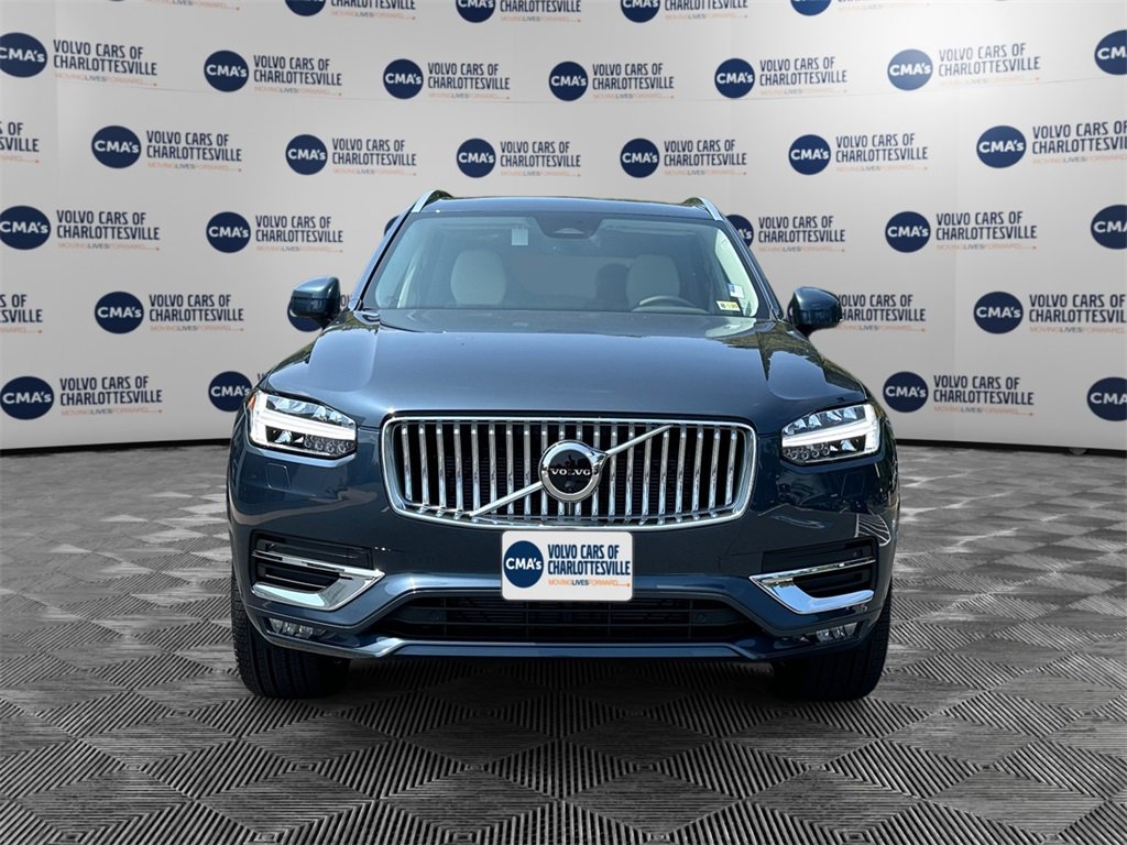New 2025 Volvo XC90 B6 Plus w/ Protection Package Premier image 8