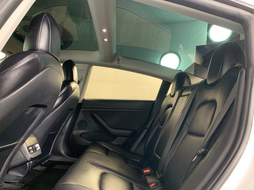 Used 2022 Tesla Model 3 Performance image 23