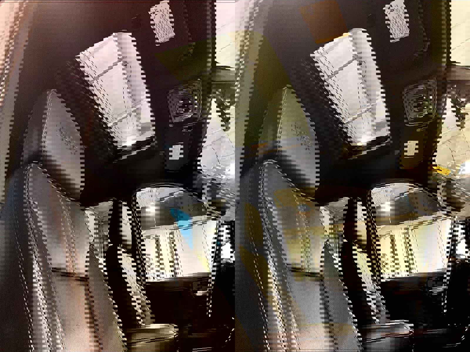 Used 2022 Chevrolet Silverado 1500 High Country w/ Technology Package AWD/4WD image 22