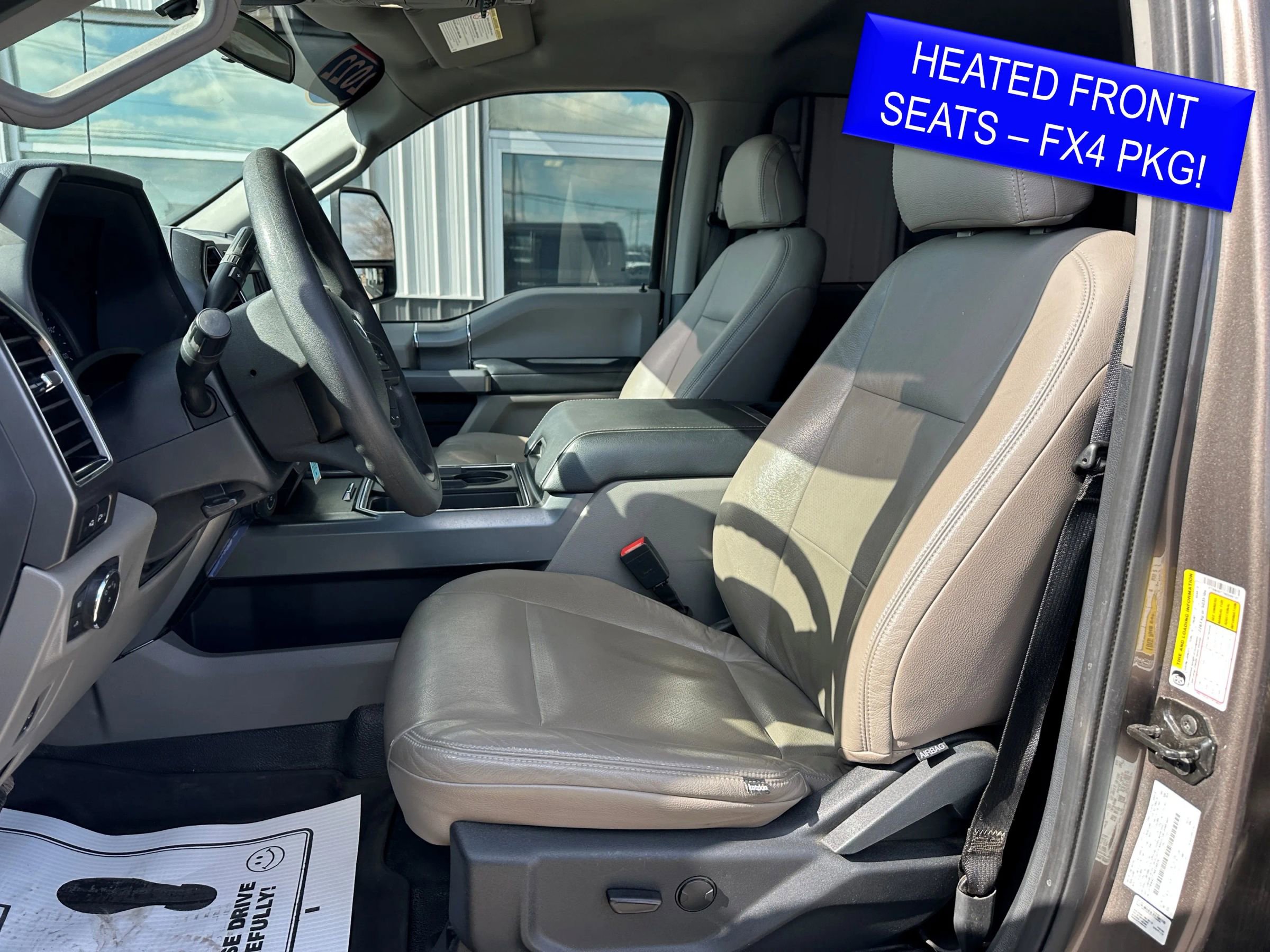 Used 2022 Ford F450 XLT w/ XLT Premium Package image 4