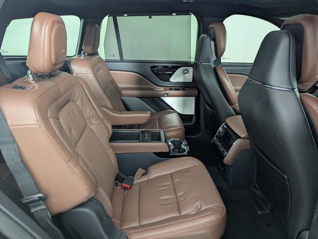 Used 2025 Lincoln Aviator Reserve w/ Equipment Group 201A image 21