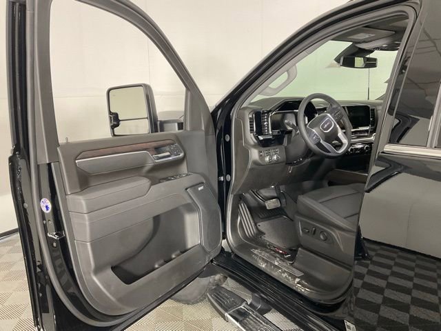 New 2026 GMC Sierra 2500 SLT w/ SLT Premium Package image 27