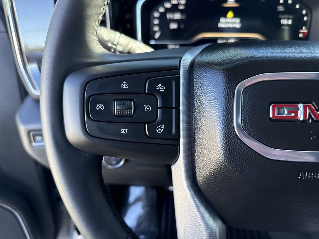Used 2025 GMC Sierra 1500 Elevation image 24