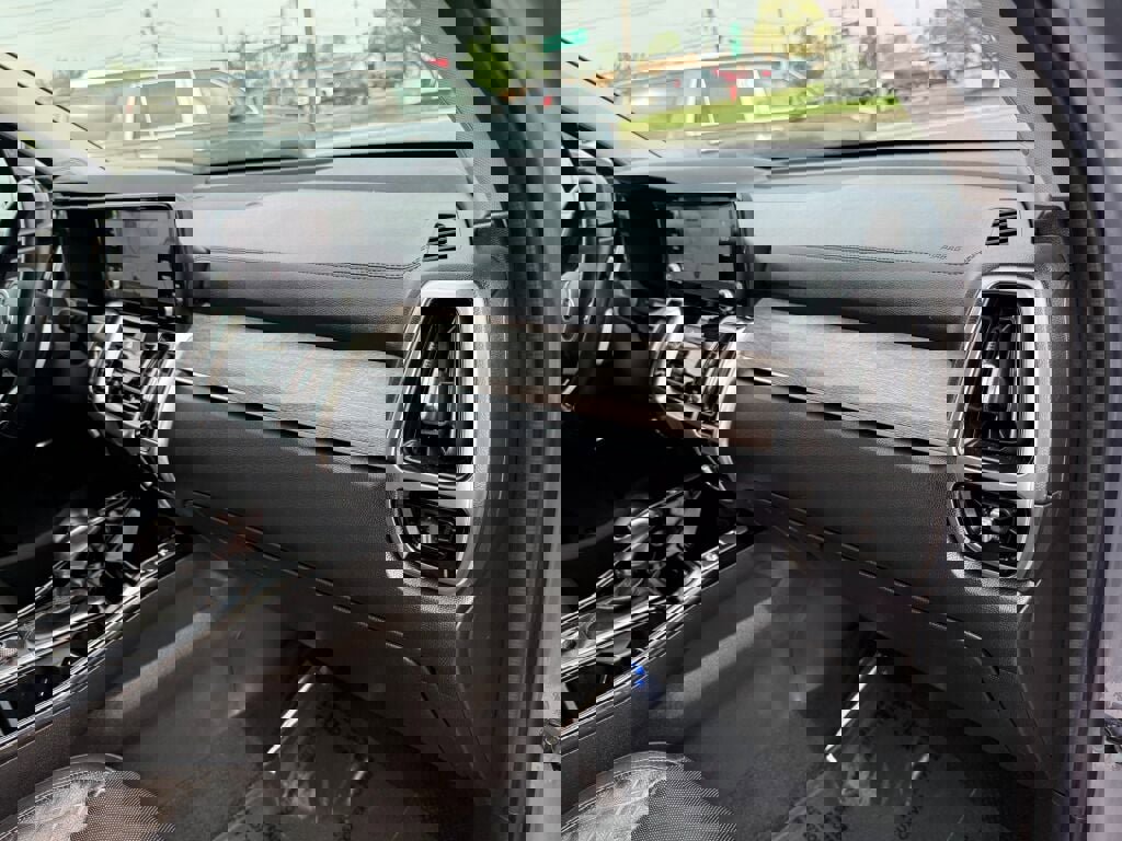 Used 2021 Kia Sorento SX Prestige image 32