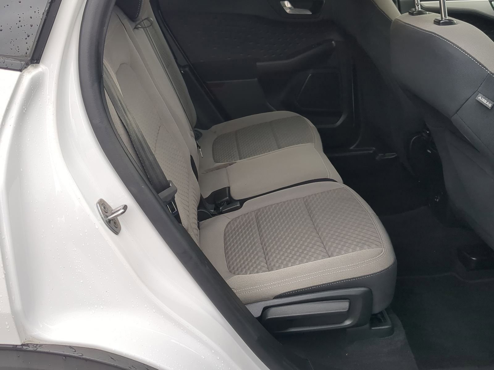 Used 2020 Ford Escape SE image 22