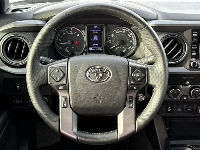 Used 2022 Toyota Tacoma TRD Sport w/ Technology Package image 14