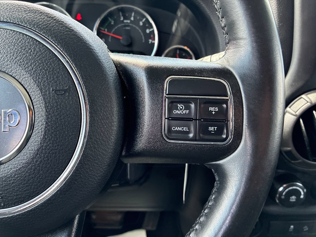 Used 2018 Jeep Wrangler Unlimited Sport S AWD/4WD image 21