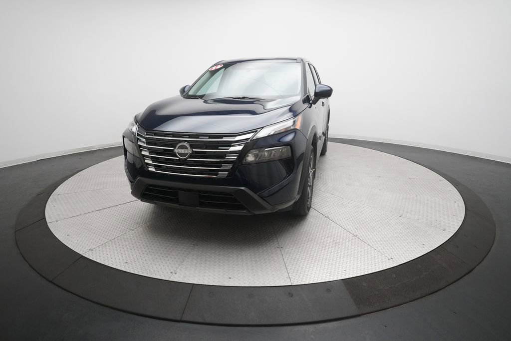 Certified 2026 Nissan Rogue SV image 12