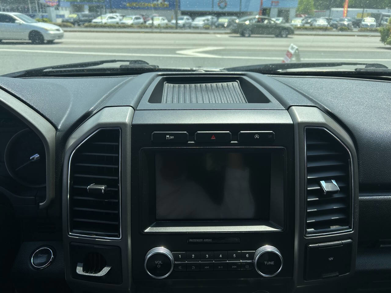 Used 2019 Ford Expedition Max XLT image 13