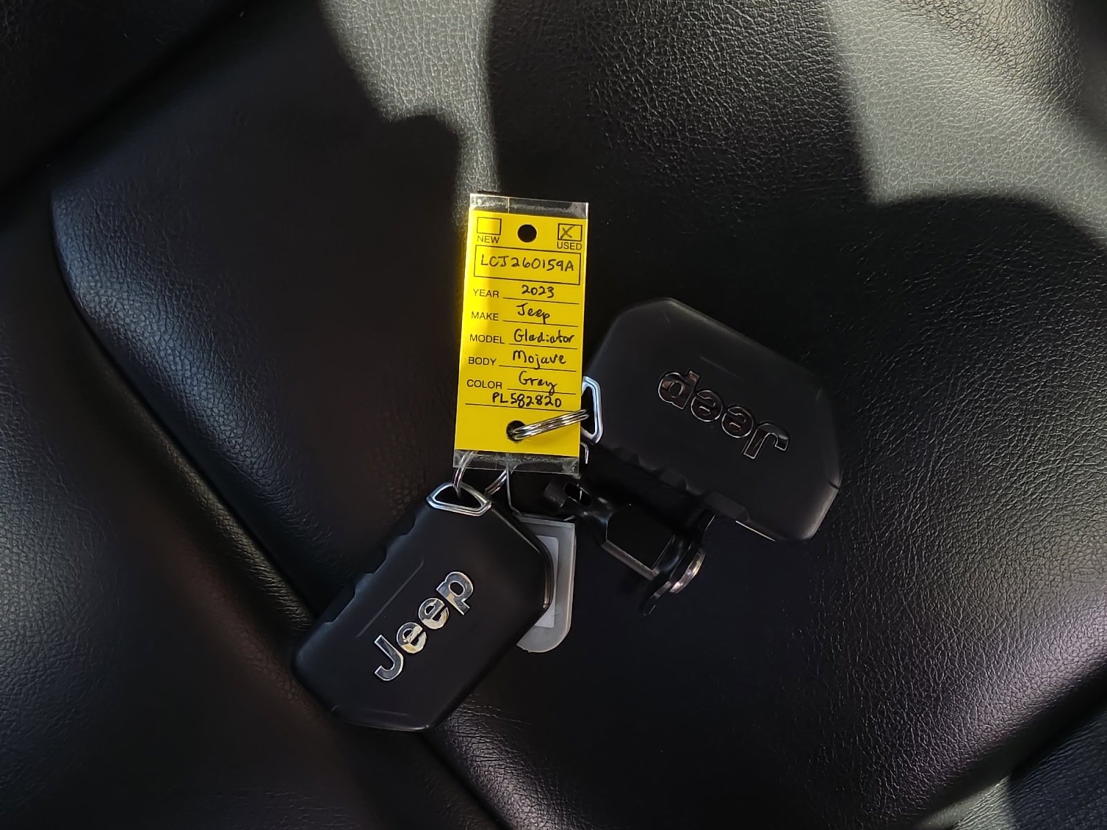 Used 2023 Jeep Gladiator Mojave image 35