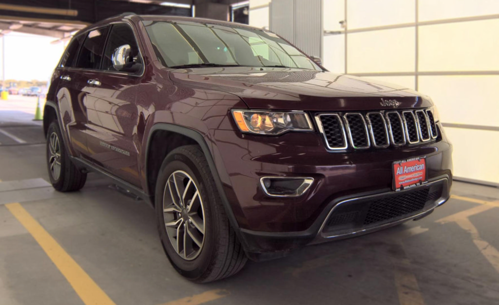 Used 2021 Jeep Grand Cherokee Limited AWD/4WD image 2