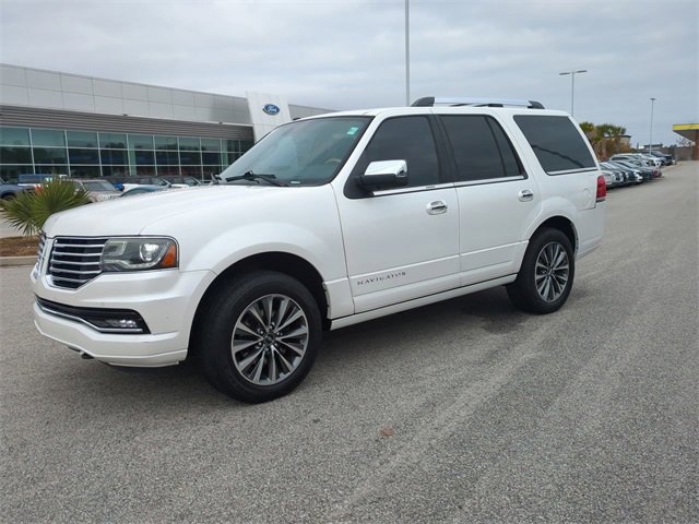 Used 2016 Lincoln Navigator Select image 8