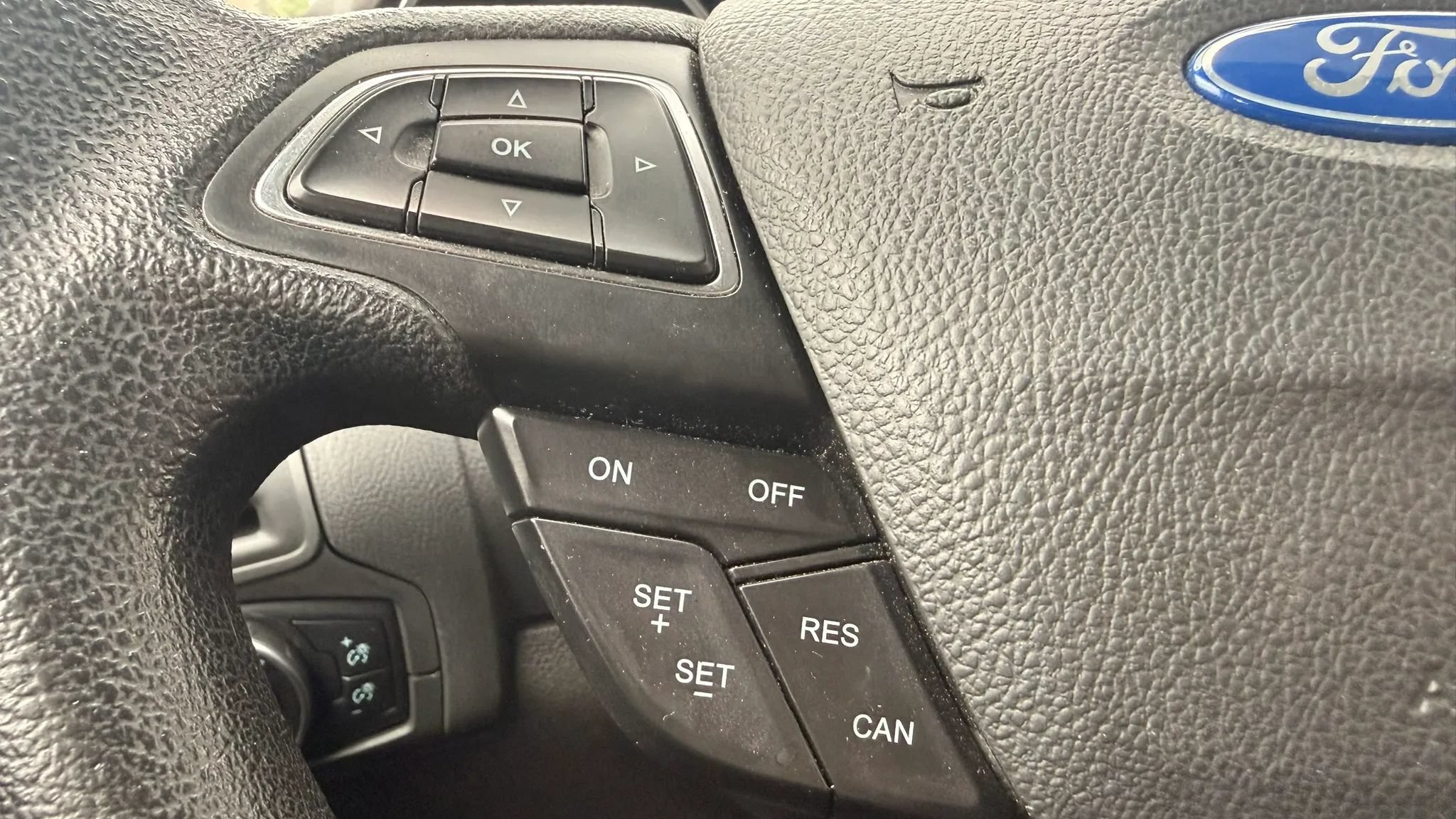 Used 2016 Ford Focus SE FWD image 19