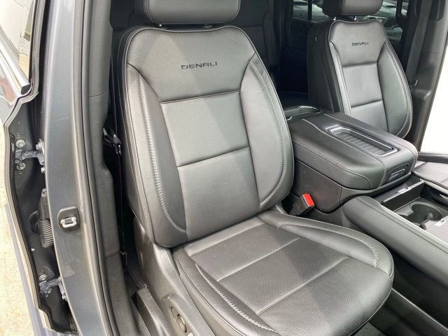 Used 2022 GMC Yukon XL Denali AWD/4WD image 40